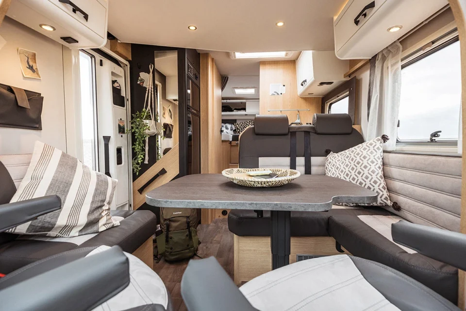 Autocaravana Perfilada SUNLIGHT T 680